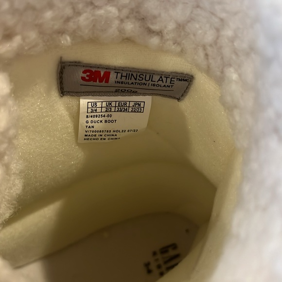 Gap Shearling Winter Boots with Thinsulate - Size 3/4 - Picture 4 of 5